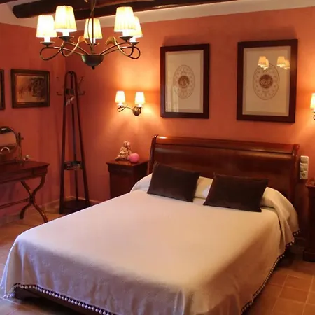 Cal Forner Villa *